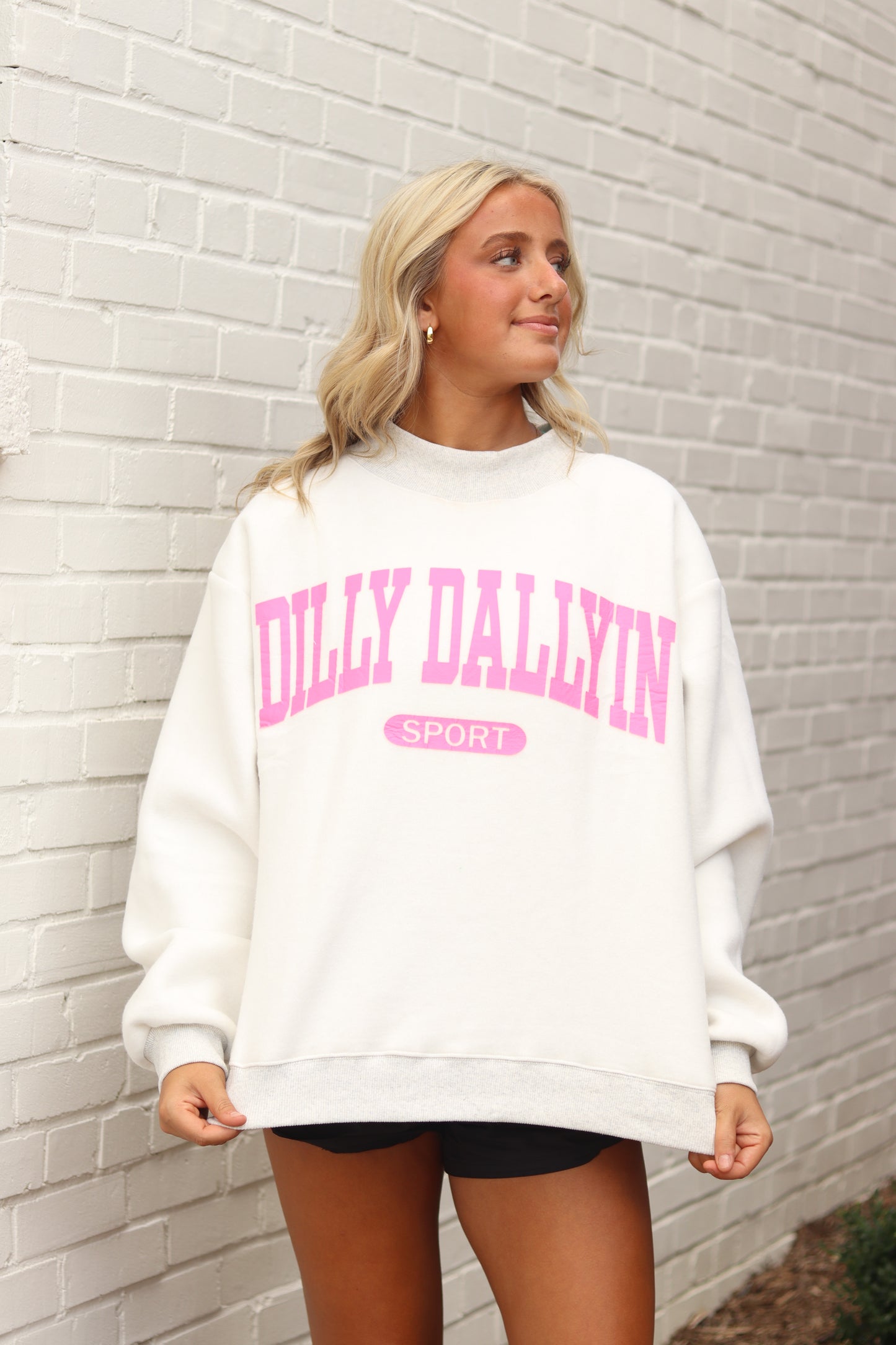 DILLY DALLY REVERSIBLE MOCK NECK