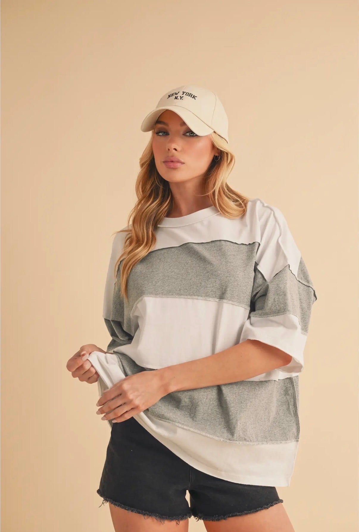 THE ESSENTIAL TEE