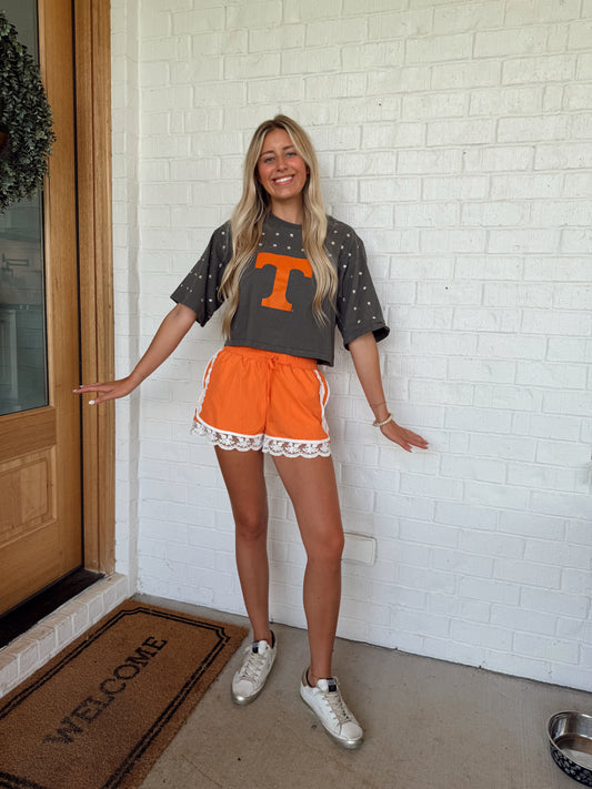 ORANGE LACE SHORTS